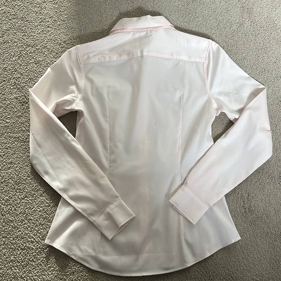 NWT BANANA REPUBLIC non-iron fitted light baby pink long sleeve button blouse - Picture 4 of 9